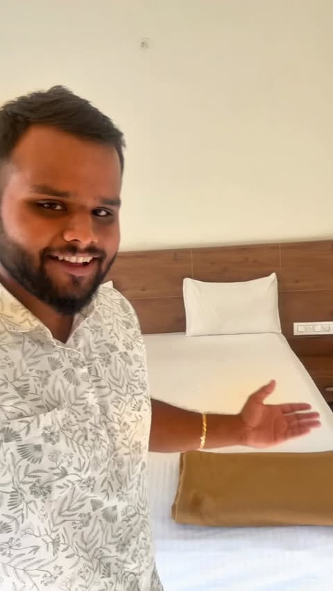 Instagram post by @hrushikeshofficial for RedBus. Caption reads: Hourly stays🫣 made easy with redBus Hotels❤️.....