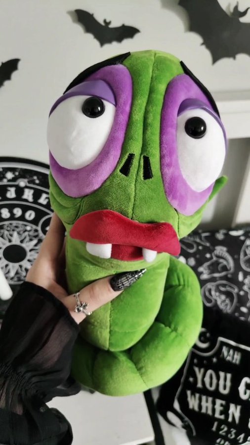 Instagram post by @_mystic_moon_witch for KILLSTAR. Caption reads: [...] #timburton #killstarcorpsebride #kreeptures....