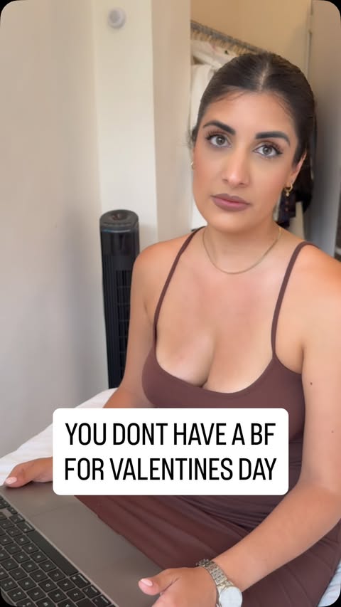 Instagram post by @jessicamarchi for QuillBot. Caption reads: They’ll never hurt me.. right!? @thequillbot....