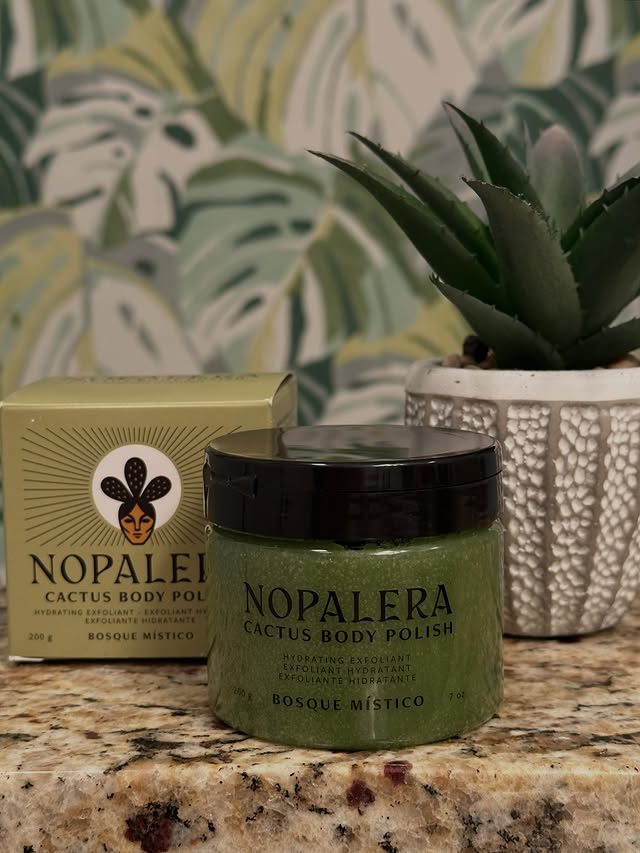 Instagram post by @seisenhauer for Beautytap. Caption reads: [...] #bodyscrub #gifted @nopalera.co....