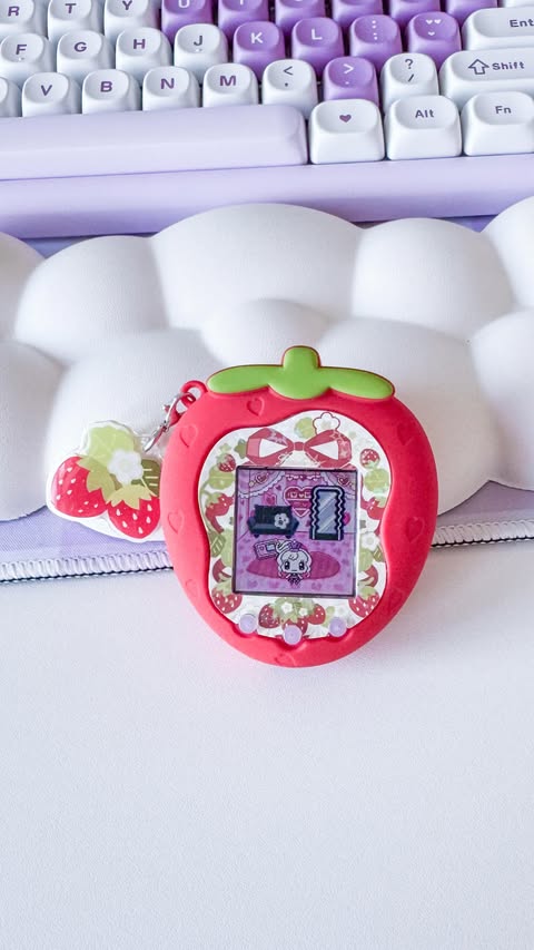 Instagram post by @lilynae_ for GeekShare. Caption reads: [...] that I liked 100%, but this one from....