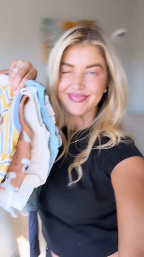 Instagram post by @annamcevoy21 for Vinted. Caption reads: spring cleaning @vinted 🌸🧹 Ad.