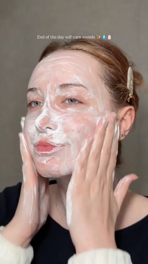 Instagram post by @youglowgrrl for OLEHENRIKSEN. Caption reads: [...] @dermalogicauk Smart Eye Density*....