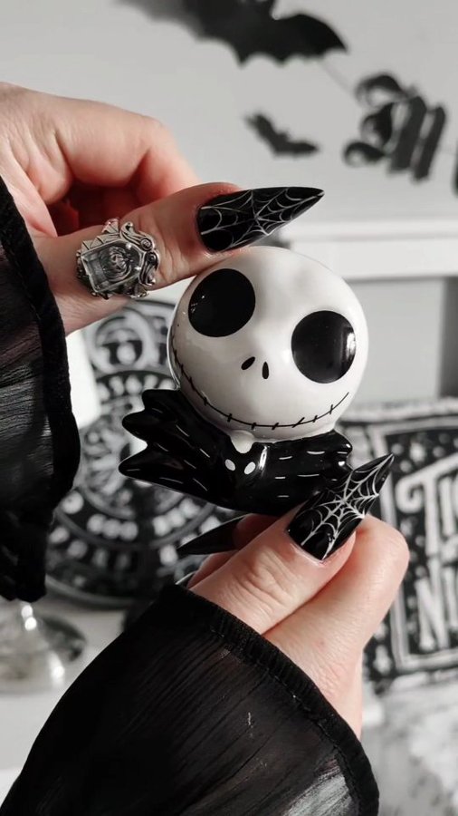 Instagram post by @_mystic_moon_witch for TruffleShuffle. Caption reads: Tʜᴇsᴇ ᴀʀᴇ ᴡᴏʀᴋs ᴏғ ᴀʀᴛ: Tʜᴀɴᴋ ʏᴏᴜ ....