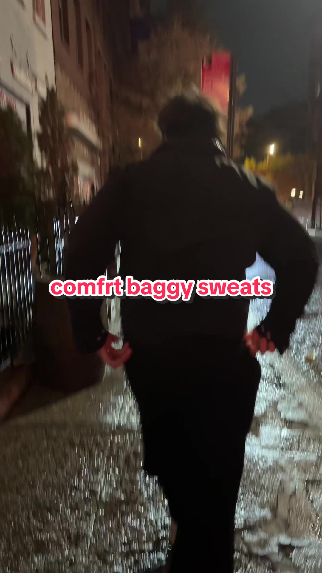 TikTok post by @saandroo.__ for Comfrt. Caption reads: super comfy pants for the winter @Comfrt #fyp....