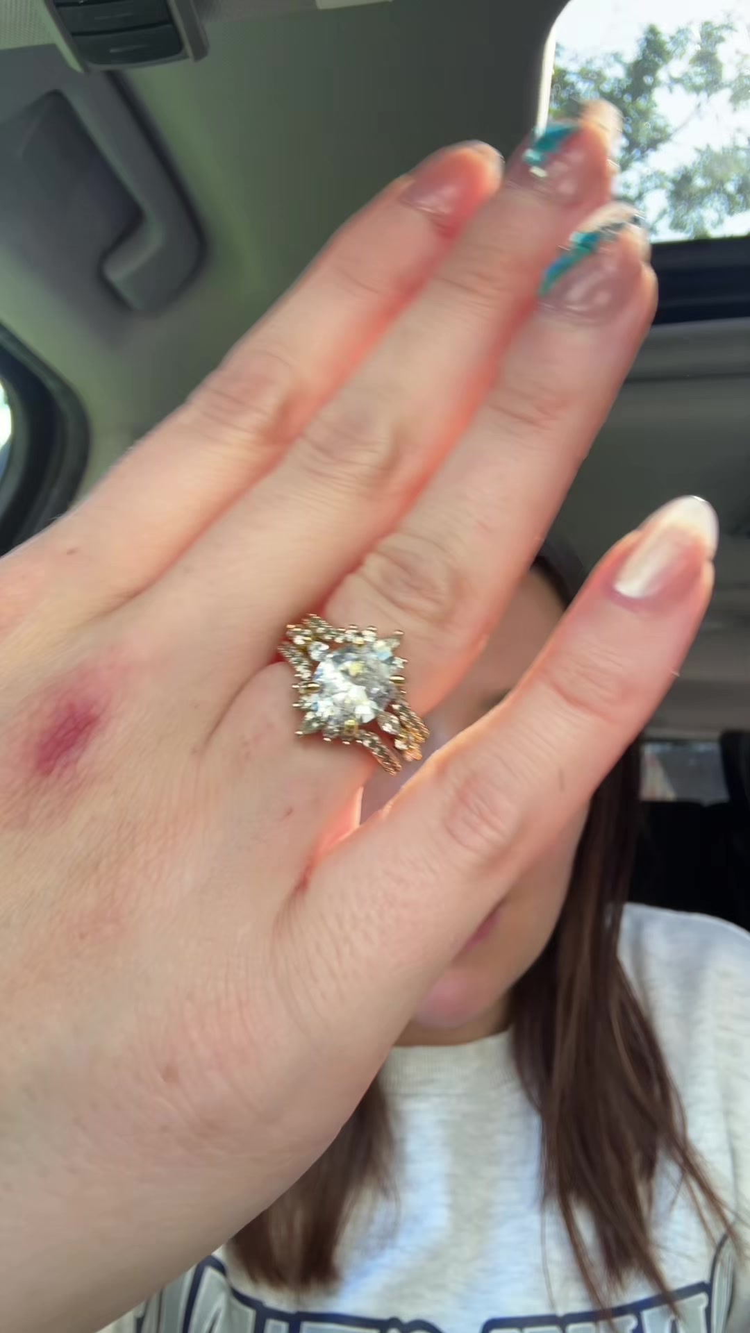 TikTok post by @marastiktokshop for EAMTI Jewelry. Caption reads: [...] the wife who recommended this to me! @EAMTI....