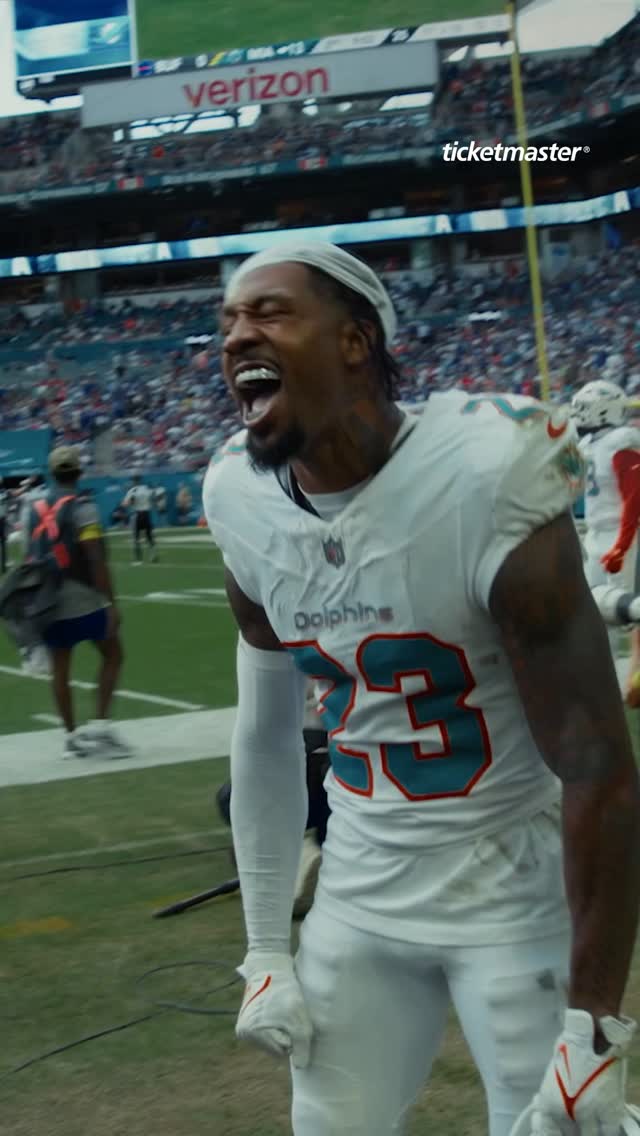 Instagram post by @presidentjacc for Ticketmaster. Caption reads: Sideline was HYPE on Sunday 🗣️.