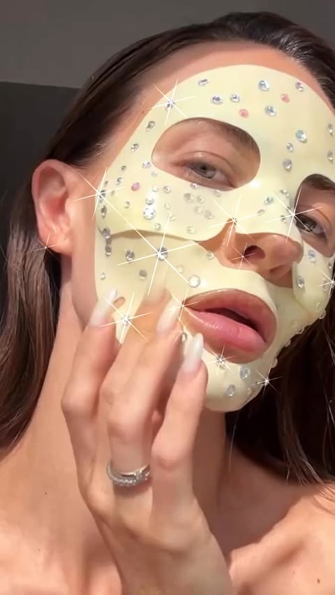 Instagram post by @valentyna_pushkarenko for Dr.Jart+. Caption reads: [...] around, feeling like a star with @drjart....