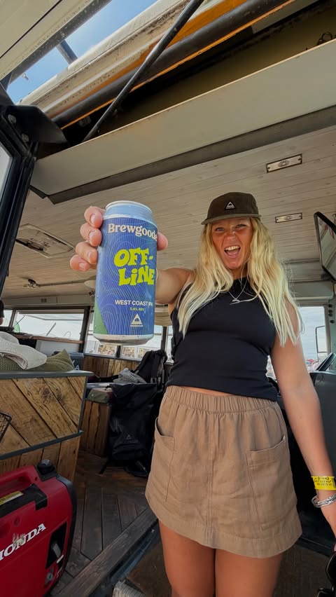 Instagram post by @tabbyvause for Passenger. Caption reads: [...] weekend at the UK Surf Skate Expo with....