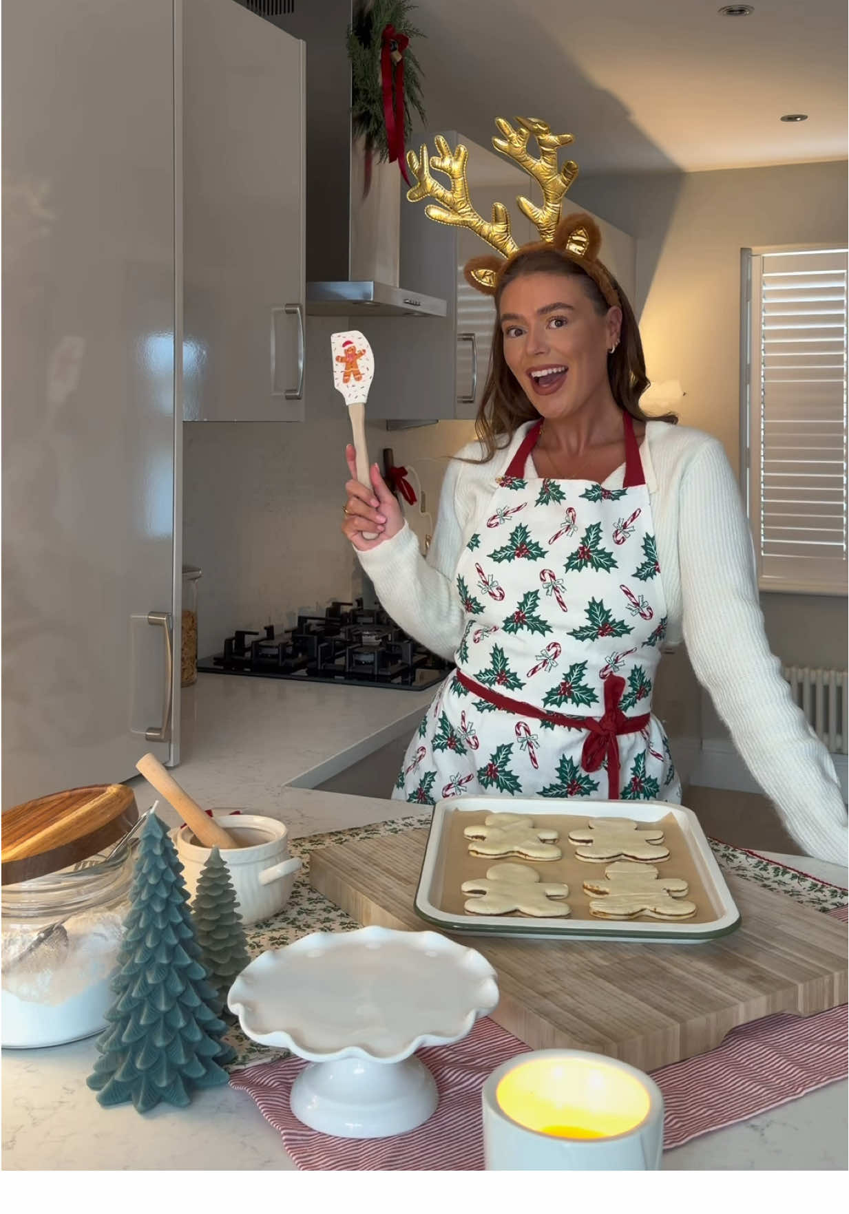 TikTok post by @interiorbyrachael for Sony Music. Caption reads: [...] Super simple but delicious ❤️ ad @Sony Music....