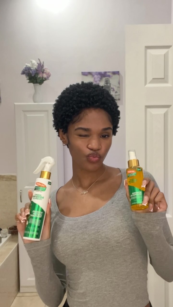 Instagram post by @ashxa_ for PALMERS. Caption reads: Fix dry and frizzy hair affected by heat, styling,....