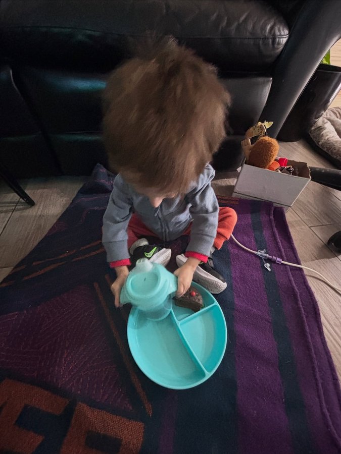 Instagram post by @holasoyvitok for Twistshake. Caption reads: Haciendo picnic
@twistshake.argentina.