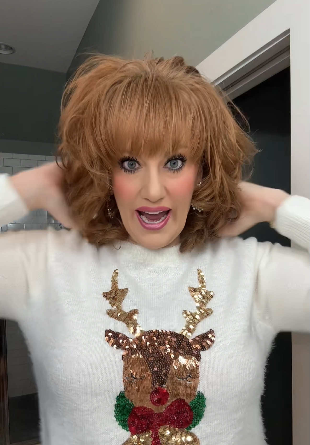 TikTok post by @makeupartistatlaw for Calista Tools. Caption reads: [...] the hair, the closer to God 🙌🏻 @Calista....