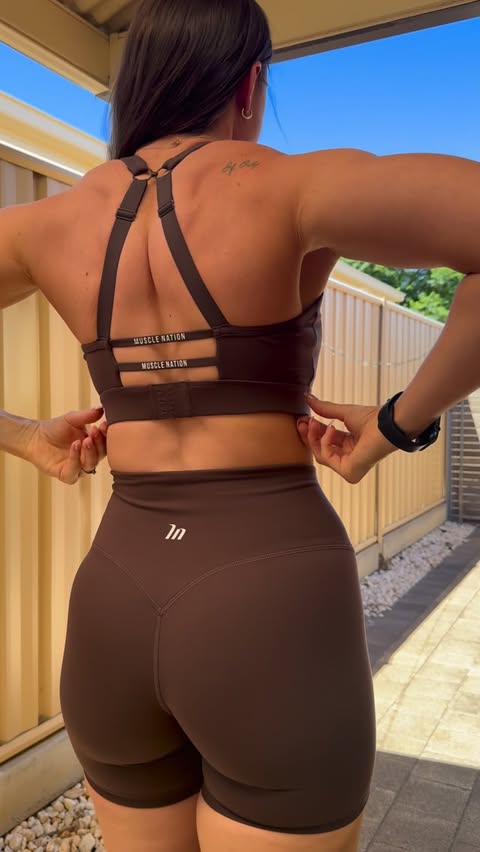 Instagram post by @sc.mealprep for Muscle Nation. Caption reads: [...] the support 🤝 Wearing the brand new....