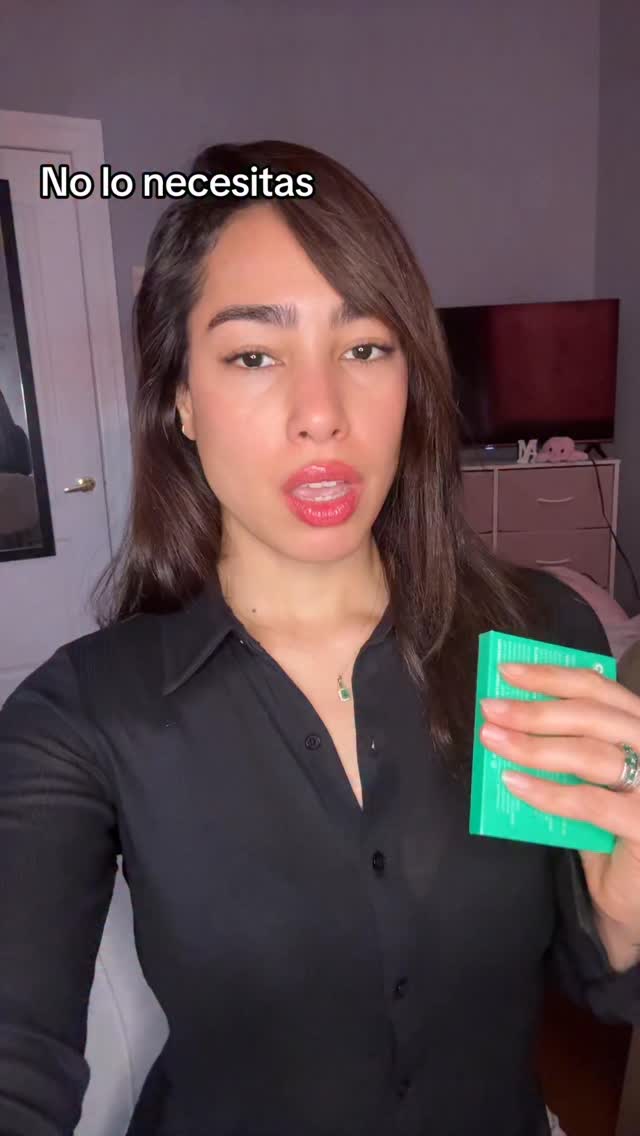 Instagram post by @tercidpimentel01 for Glossier. Caption reads: #makeup @glossier.