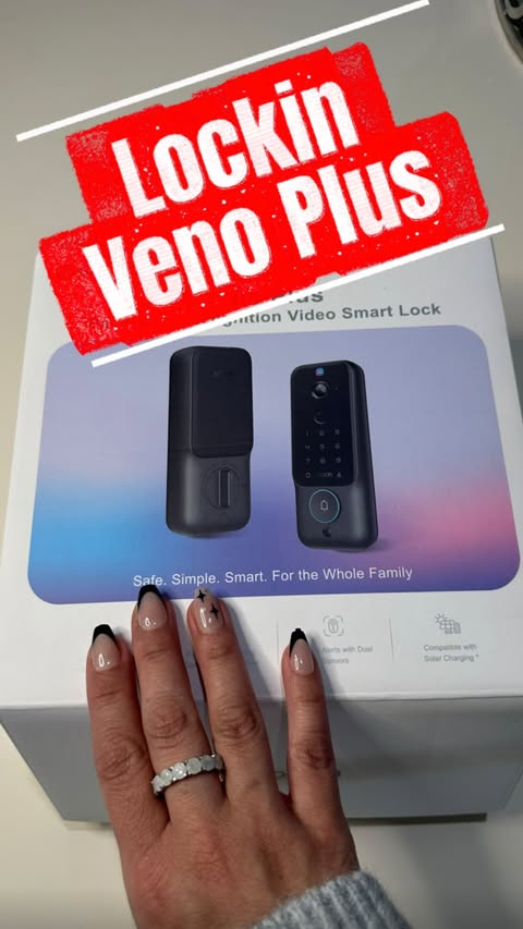 Instagram post by @mellovesitt for Lockin. Caption reads: Meet Lockin Veno Plus Amazing palm lock with....