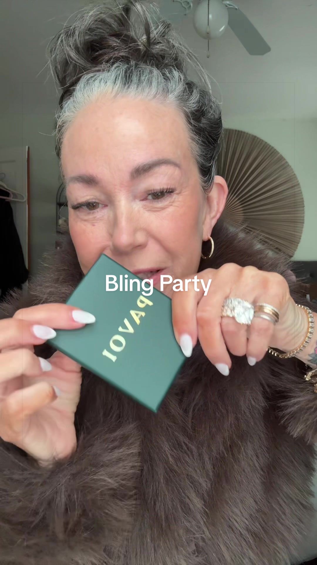 TikTok post by @aestheticaleestyles for Pavoi. Caption reads: @PAVOI modern twist on a classic style [...].