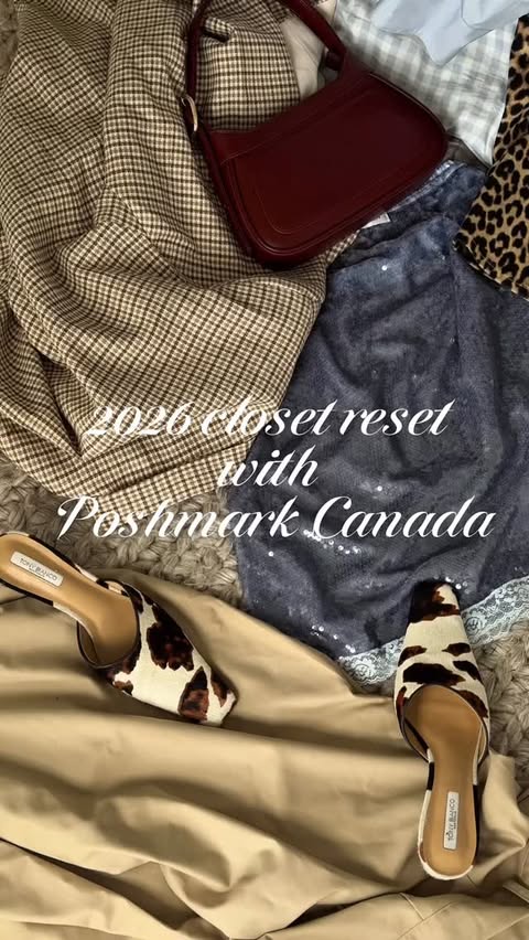 Instagram post by @paigeesmithers for Poshmark. Caption reads: Shop my Poshmark closet 🤍 @poshmarkcanada [...].