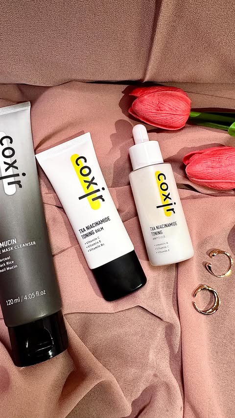 Instagram post by @luxe.intransit for Coxir Official. Caption reads: Trying out these COXIR goodies and my skin is....