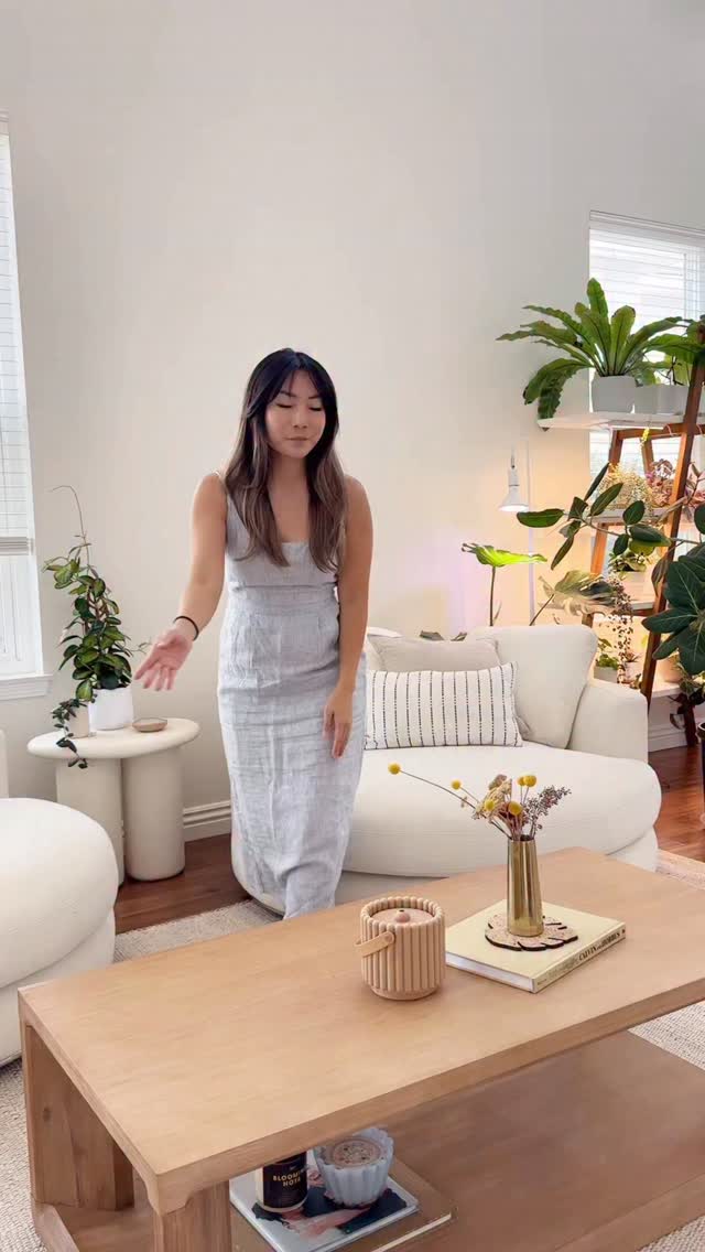 Instagram post by @ohtheplacesyoull_grow for Click and Grow. Caption reads: THESE ARE SO CUTE I CAN’T 🌻

👉If you comment....