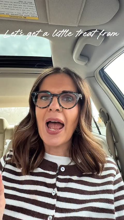 Instagram post by @heyitsnatalie for 7 Brew Coffee. Caption reads: [...] Enter Banana Bread Mocha from @7brewcoffee....