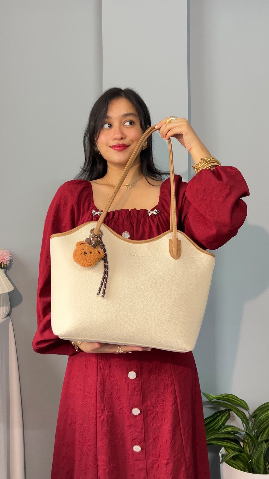 Instagram post by @thehappynaari for Lino Perros. Caption reads: When subtle says it all. The Avril Echo Off-White....