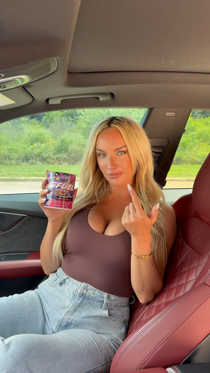 Instagram post by @whitneygeorge_ for G FUEL. Caption reads: The best day ever 😤

Take advantage of the last....