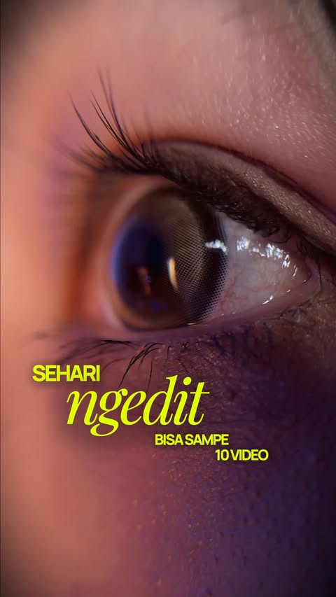 Instagram post by @crlnaprilia for Logitech. Caption reads: [...] ga ada mouse tuh rasanya PINCANG! Logitech....