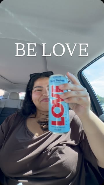 Instagram post by @lizsmiles11 for Drink Love. Caption reads: Giving back with @drink.love ❤️ #belovepartner....