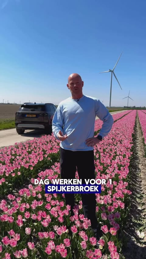 Instagram post by @erikwegewijs for Jeep. Caption reads: Exploring Flevoland met @jeep_nederland 👏....