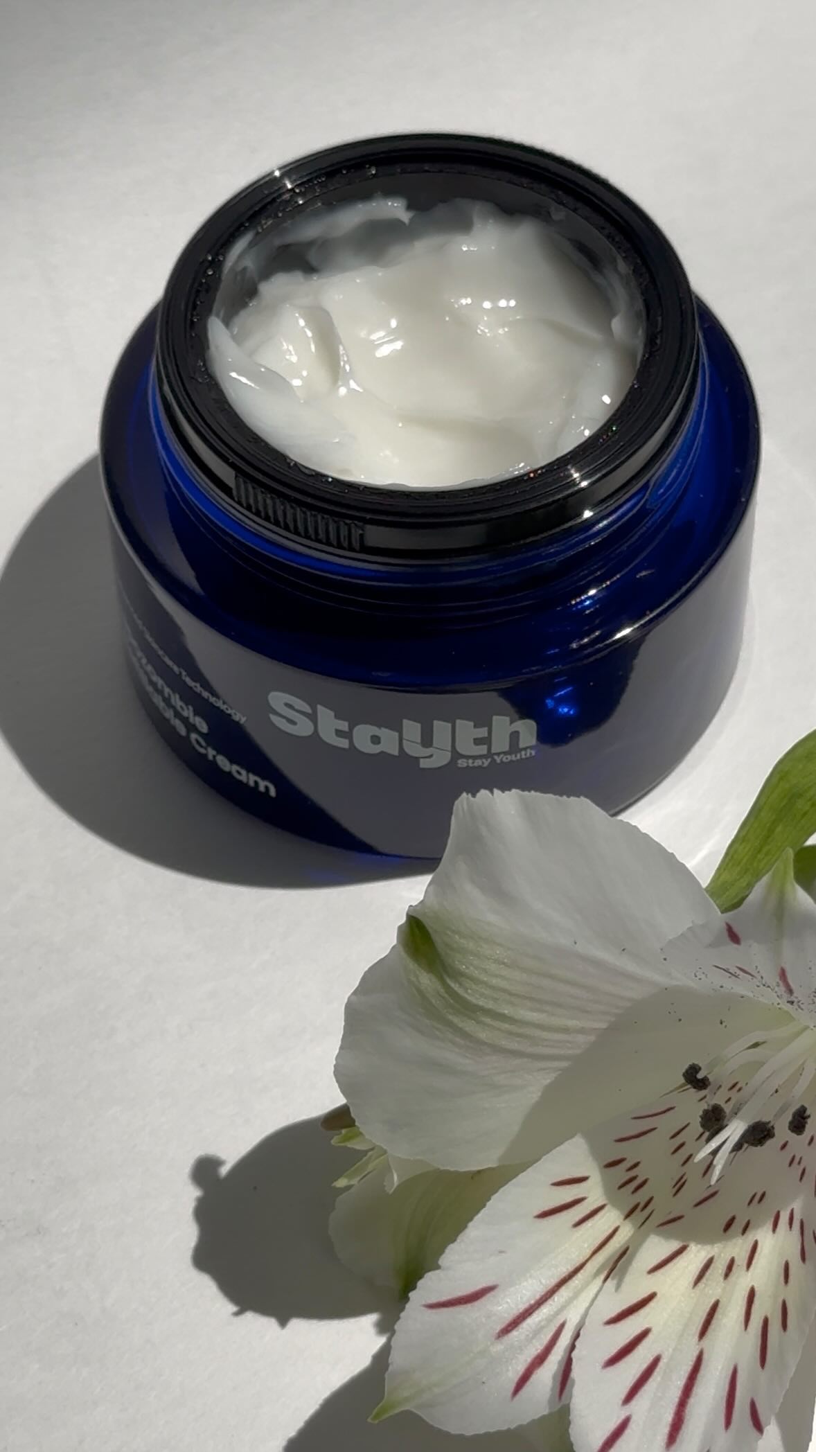 Instagram post by @mmakharashvili for Beautytap. Caption reads: Secret to youthfull skin? 
A luxurious face cream....
