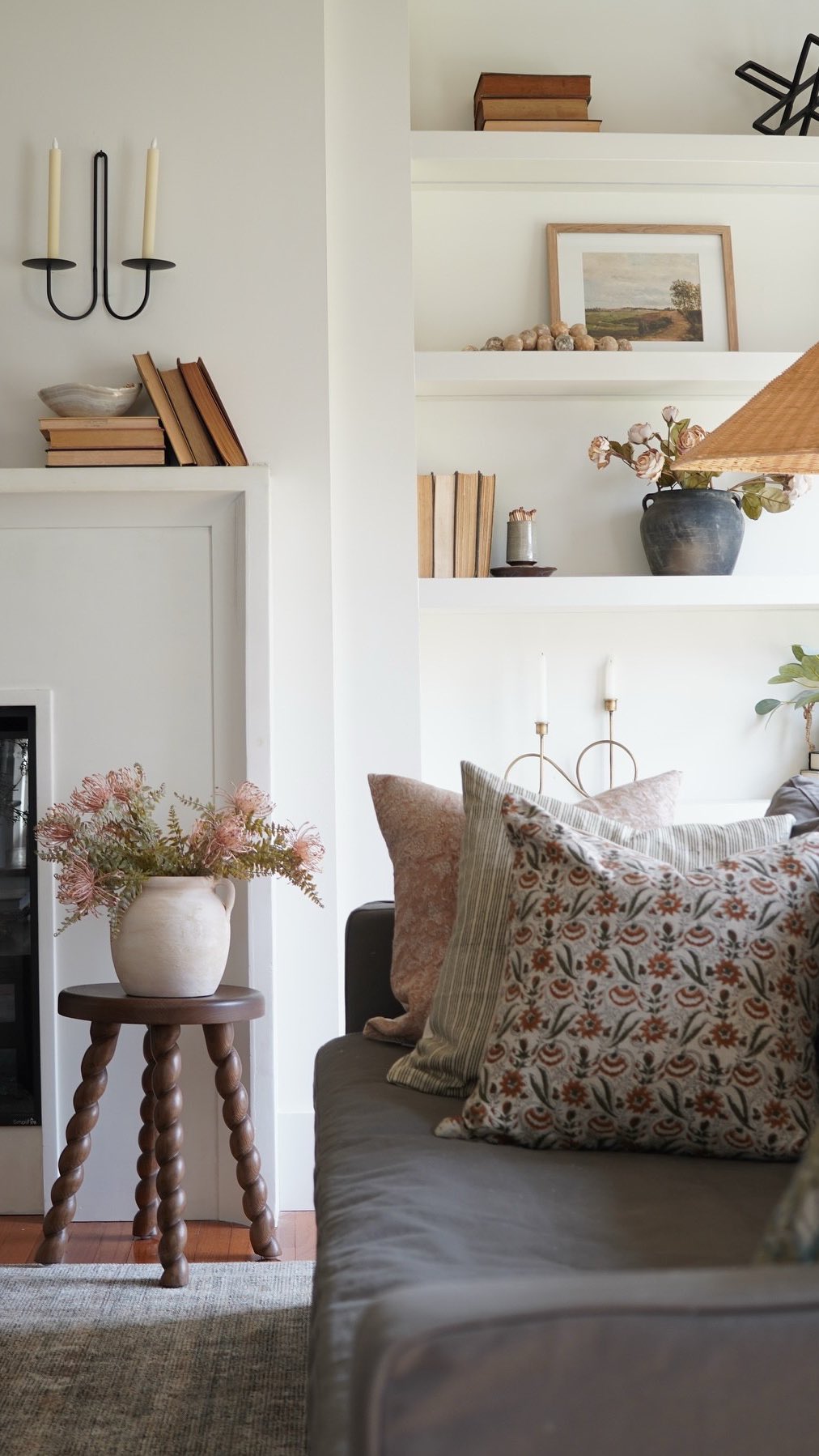 Instagram post by @jennachristianblog for Afloral. Caption reads: 🔗Comment SHOP for links!

A round up of some of....