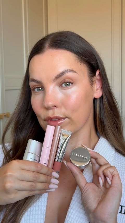 Instagram post by @its_staceylouise for BEAUTY PIE. Caption reads: [...] 5 minute everyday Make Up thanks to....