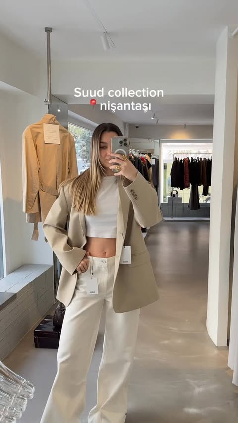Instagram post by @sevvalozdeenn for SUUD COLLECTION. Caption reads: Hepsini istiyorum 😭 @suudcollection *reklam.