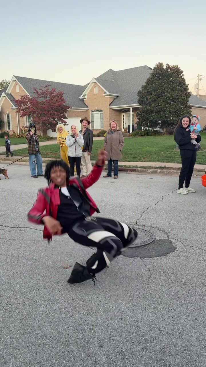 TikTok post by @yvnghomie for Cirque du Soleil. Caption reads: Pretty Young Thing 😇 Michael Jackson @Michael....