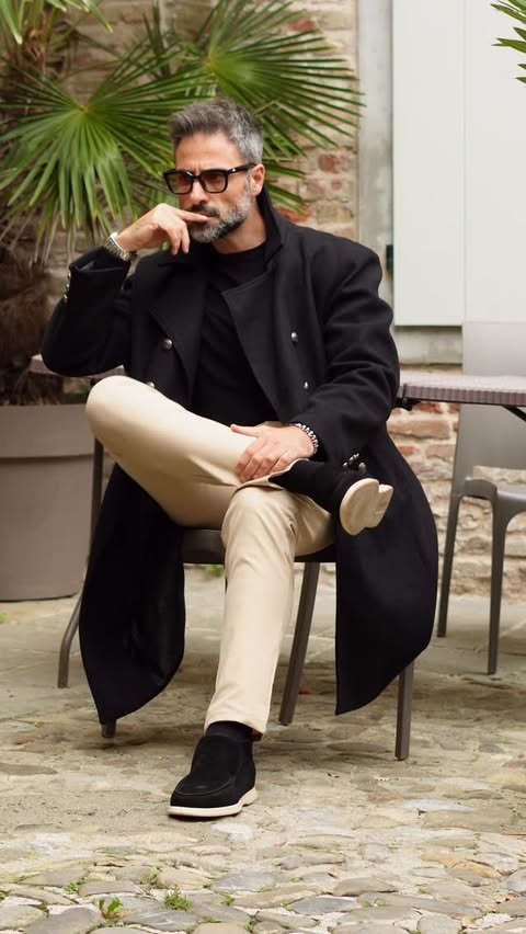 Instagram post by @alessandro.abbatecola for CONZURI. Caption reads: Adv 

Sharp look. Smooth step

Shoes by @conzuri.