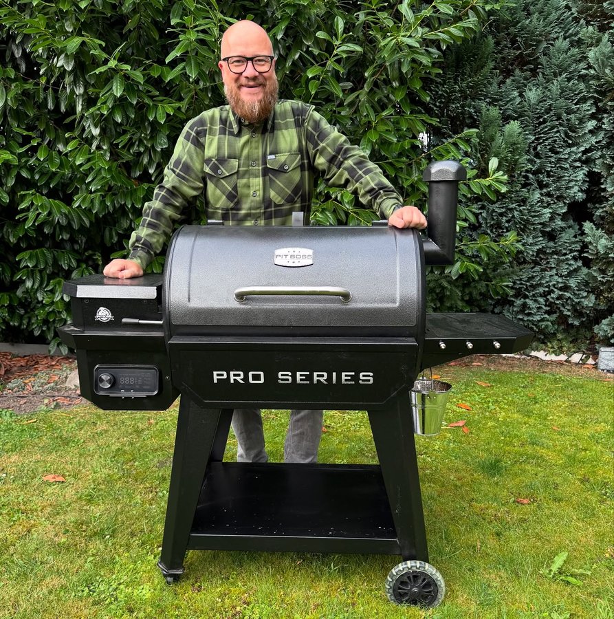 Instagram post by @glutzifer for Pit Boss Grills. Caption reads: [...] / Advertisement How to Enter: Follow....