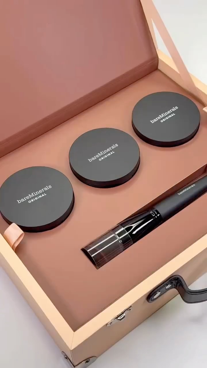 Instagram post by @makeupbyliz1013 for bareMinerals. Caption reads: @bareminerals NEW Original Pressed Powder....