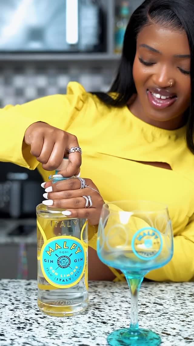 Instagram post by @zarilyn.zonroe for MALFY Gin. Caption reads: Transitioning from tasks to tranquility -....