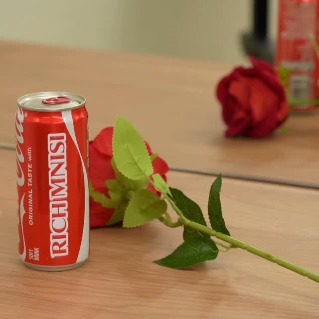 Instagram post by @_zintlezee_ for Coca-Cola South Africa. Caption reads: Closing off the #shareacoke chapter with a great....