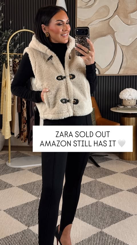 Instagram post by an influencer for Amazon Fashion. Caption reads: [...] 130 lbs • 25” waist • 34DD #amazonfashion....