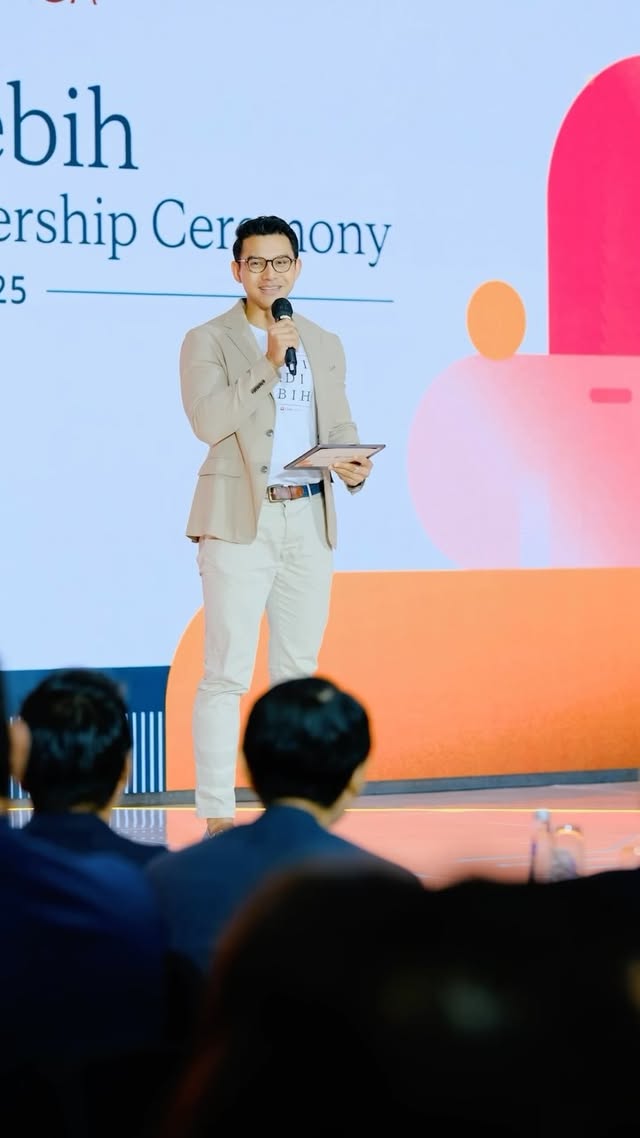 Instagram post by @roryasyari for Ogilvy. Caption reads: [...] bancassurance products. Thanks to @ogilvy....