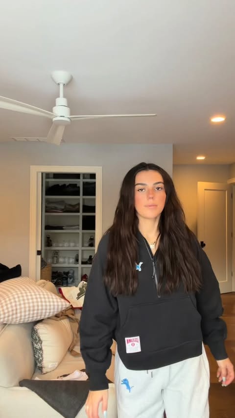 Instagram post by @itsisabellesewell for Fanatics. Caption reads: GRWM for an away game watch party 🏈
Same team....