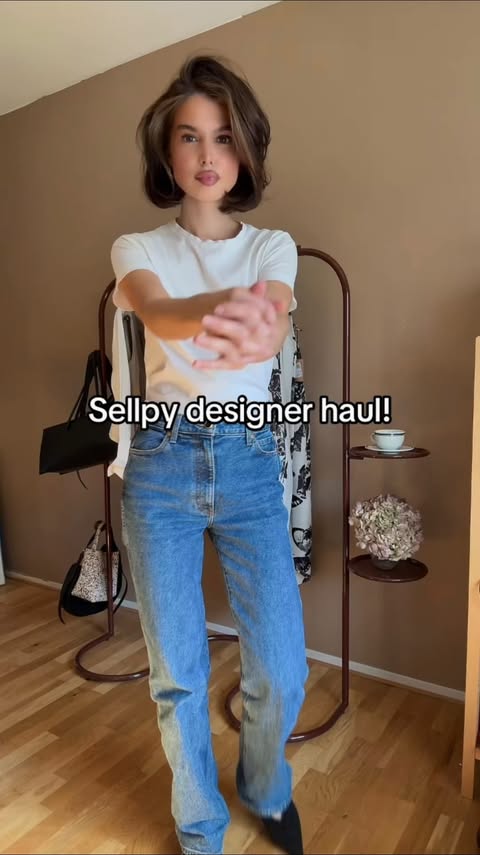 Instagram post by @xoshpresa for Sellpy. Caption reads: Ad @sellpy see how I style my designer favourites....
