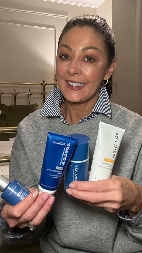 Instagram post by @mandycatwalk for NEOSTRATA. Caption reads: My Morning skincare routine with @neostrataire....