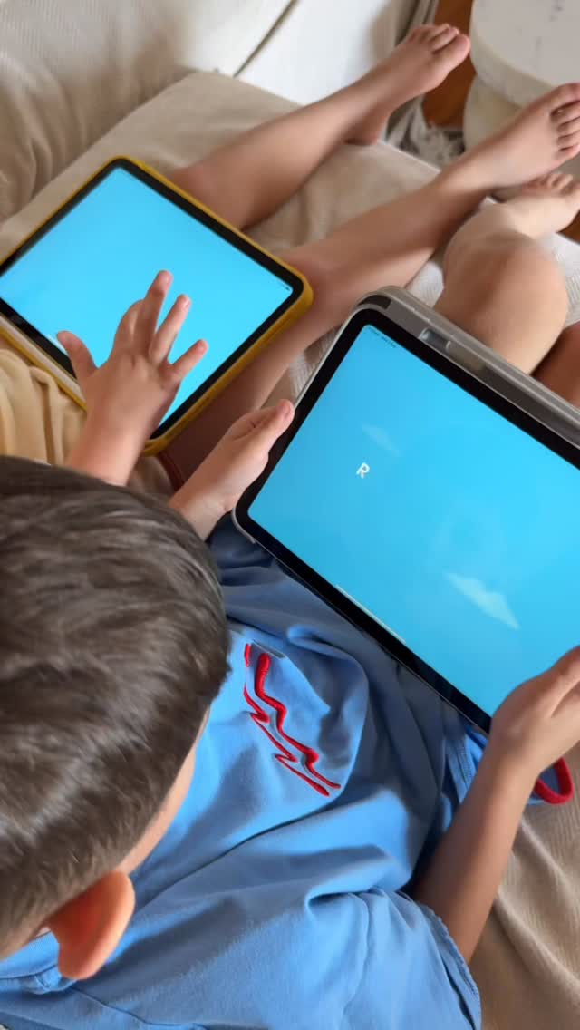 Instagram post by @sapphiroula_ for Readingeggs. Caption reads: We’re using ABC Reading Eggs to prepare our kids....