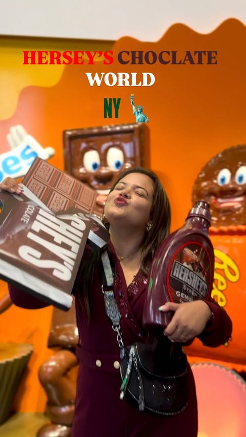 Instagram post by @chelsea_khanra08 for Hersheyland. Caption reads: Two Heart ,One Beat 🍪🍩🍫🧸🤎 Hershey’s Chocolate....