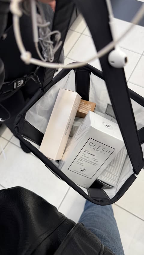 Instagram post by @itslaurenraymond for CLEAN BEAUTY COLLECTIVE. Caption reads: @cleanreserveperfume always goes fast this time of....