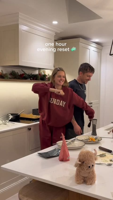 Instagram post by @olivia_hammond for SuperSavvyMe. Caption reads: Martin’s just watched my video and told me that....