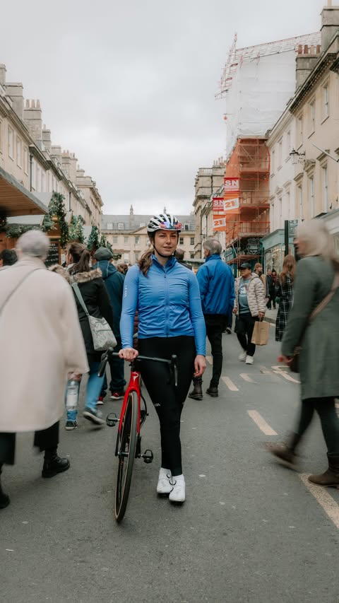 Instagram post by @manonlloyd5 for Insta360. Caption reads: [...] Always fun capturing my rides with the....